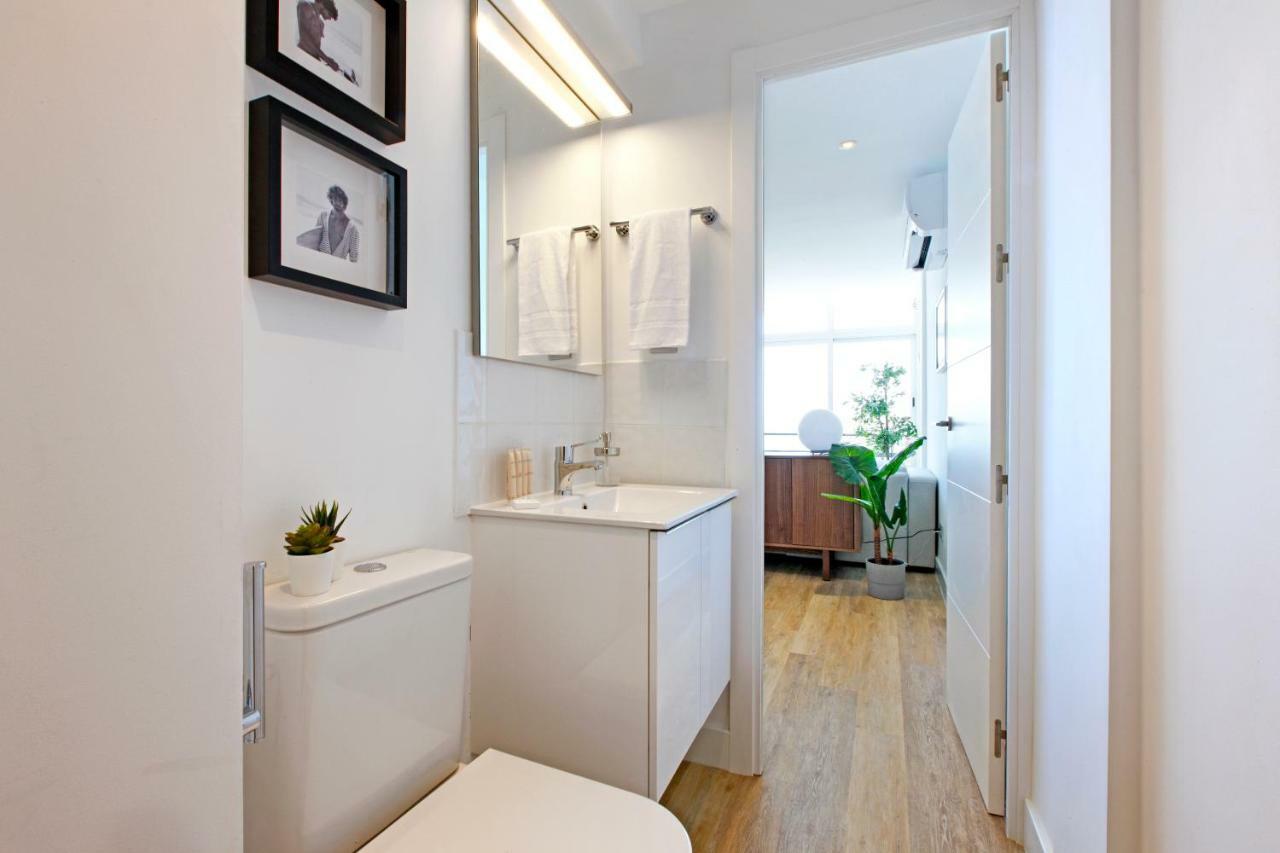Picasso Boutique Apartment Torremolinos Ngoại thất bức ảnh