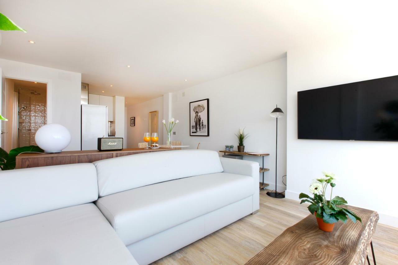 Picasso Boutique Apartment Torremolinos Ngoại thất bức ảnh
